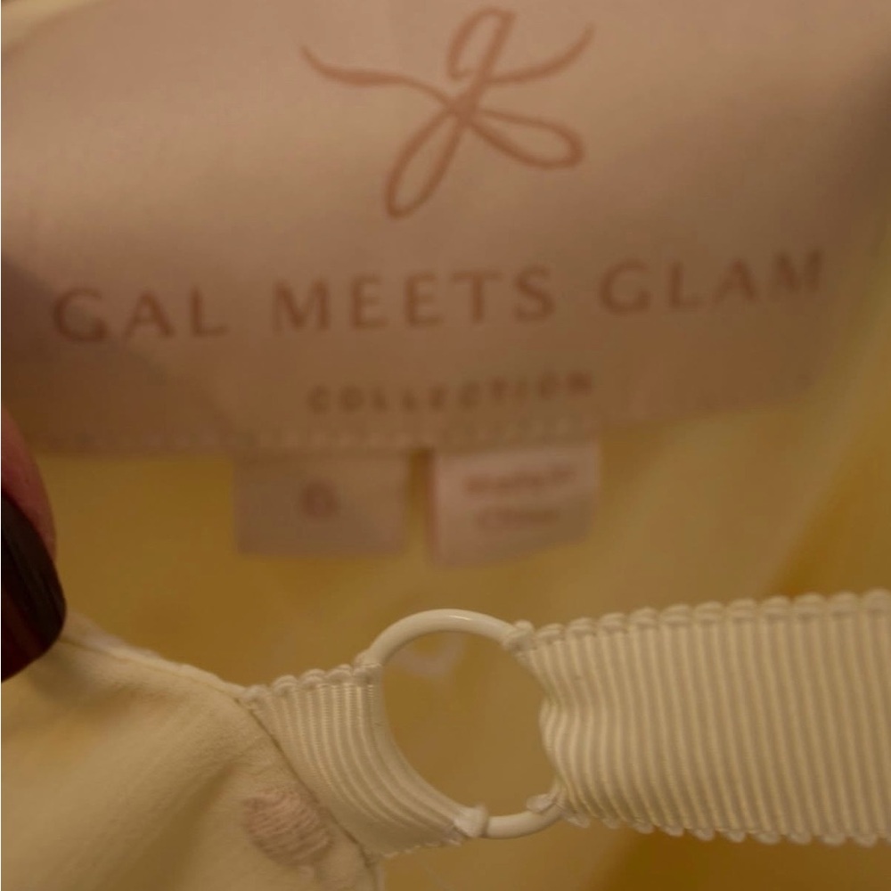 Gal Meets Glam Soft Yellow Attire